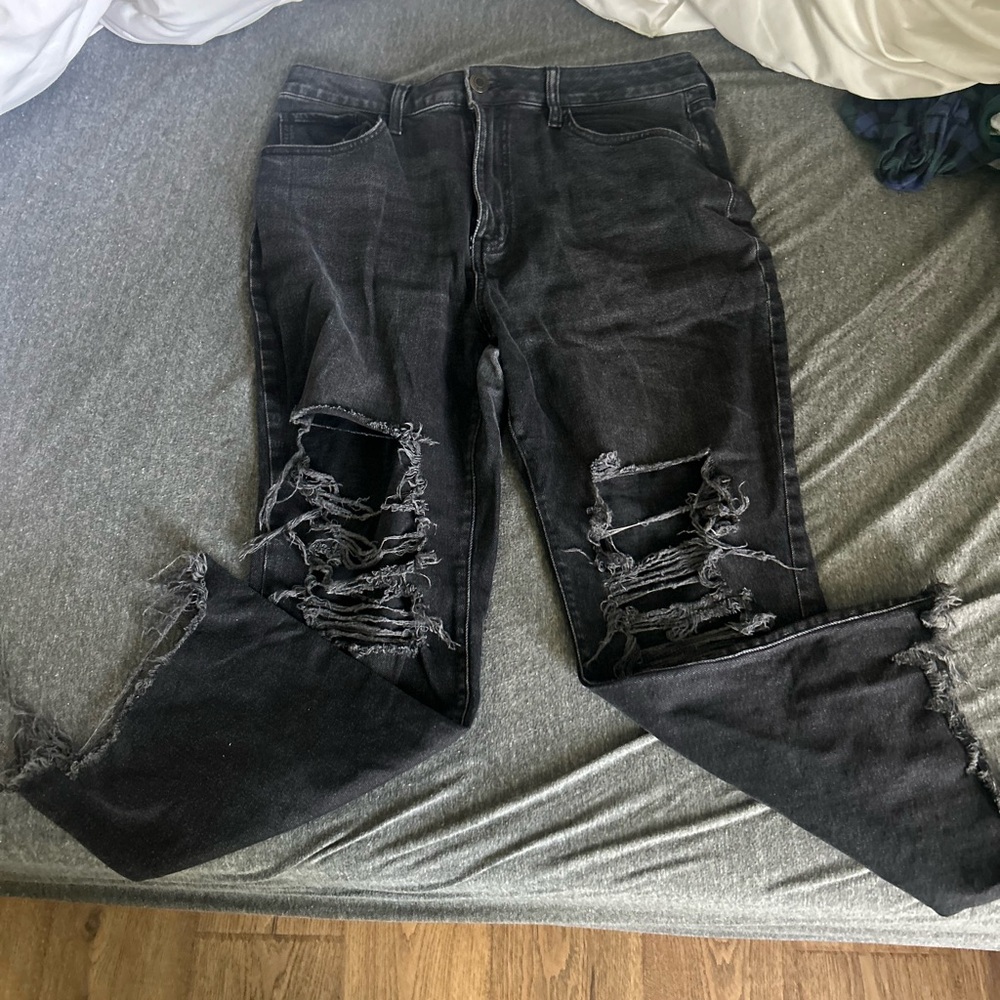 So Black Straight Leg Ripped Jeans